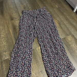 ⭐️5 for $25⭐️ HOLLISTER Stretch Ultra High Rise Blue Floral Lounge Waist Tie